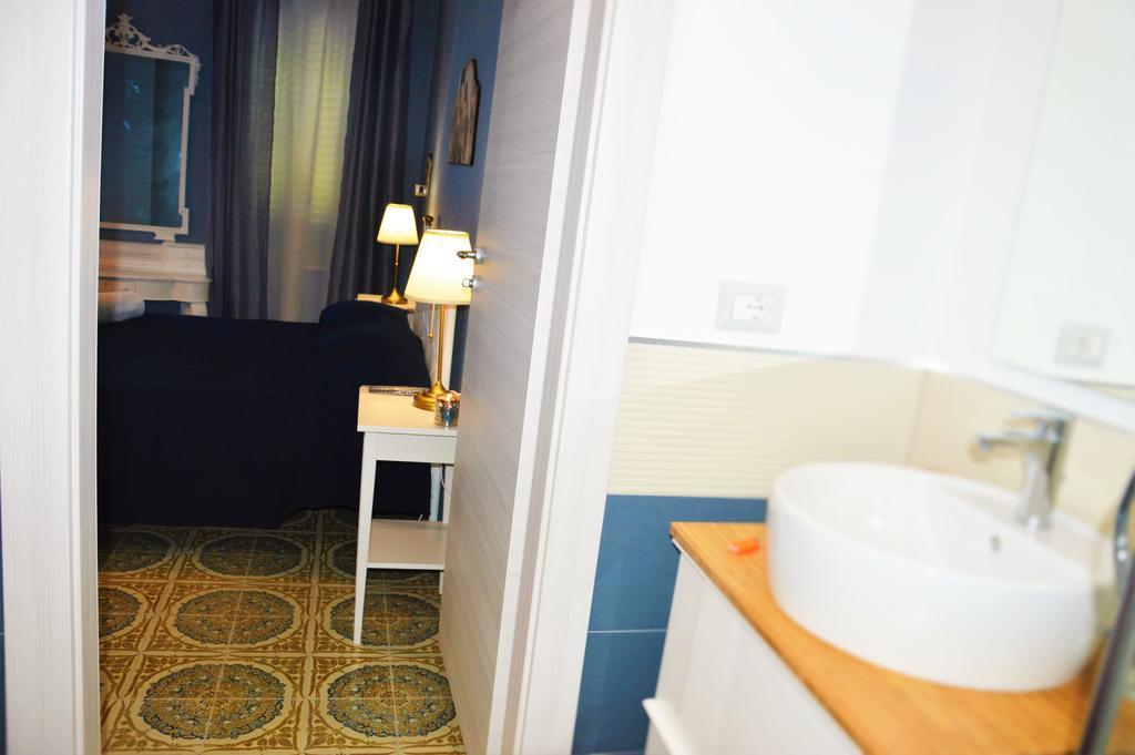 B&B A Due Passi Dal Mare Таорміна Екстер'єр фото