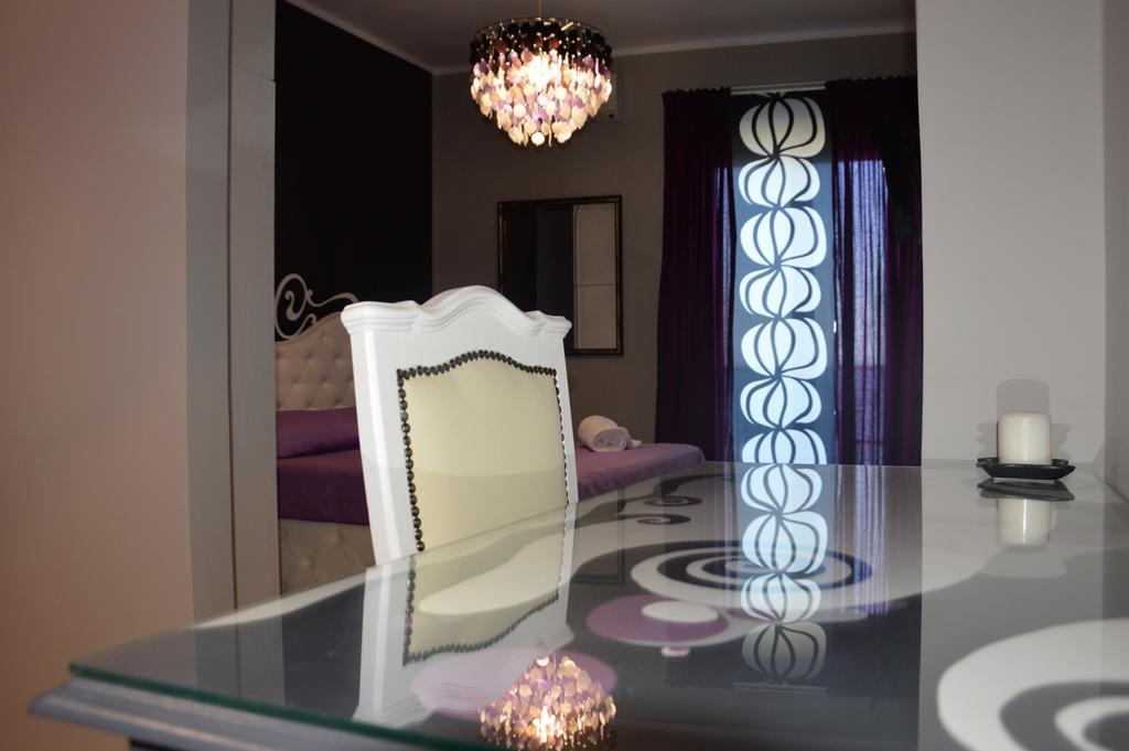 B&B A Due Passi Dal Mare Таорміна Екстер'єр фото